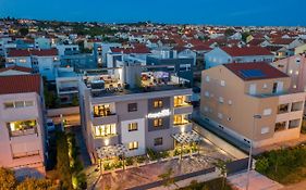 Luxury Majpruz Suites I